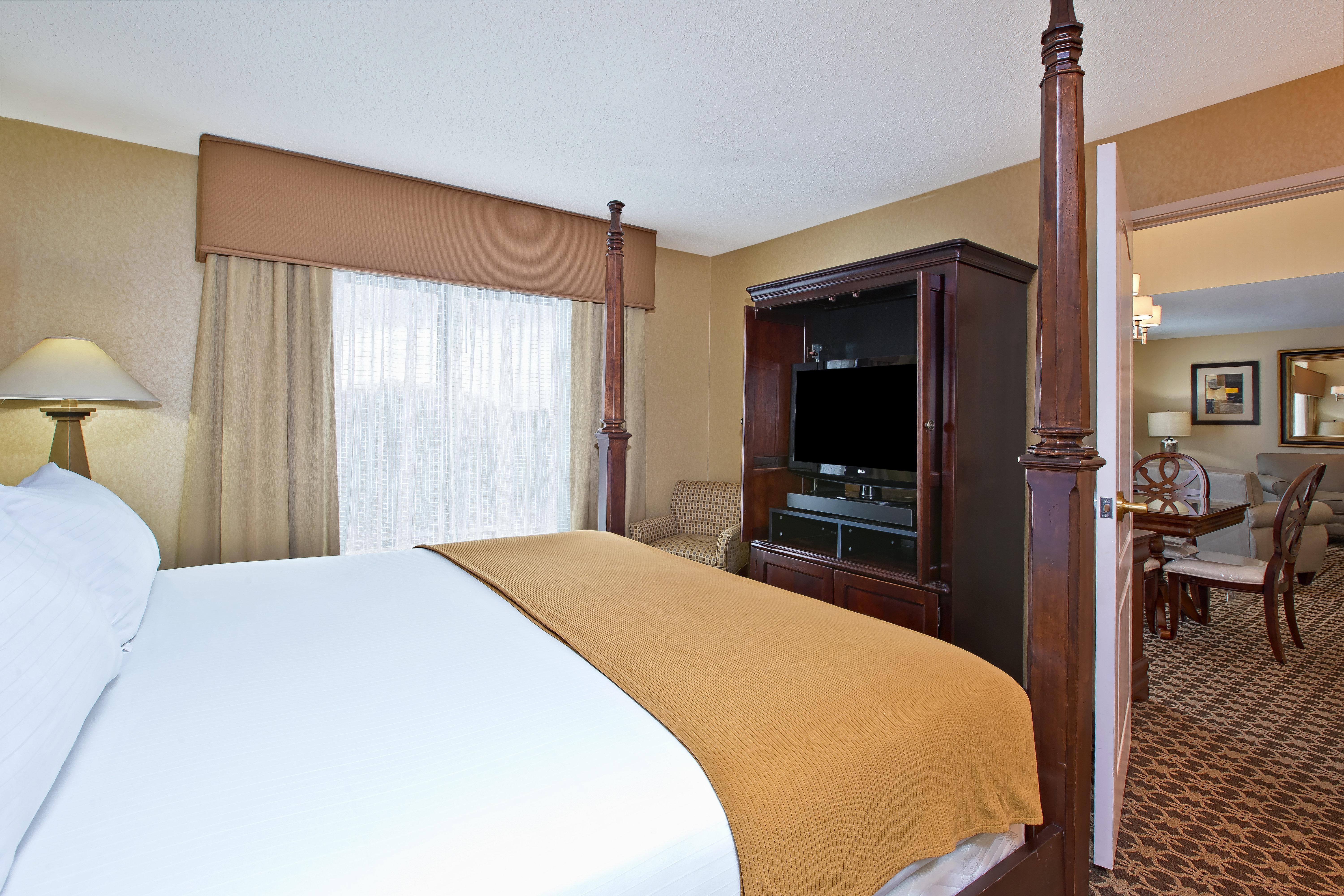 Holiday Inn Express & Suites - Sharon-Hermitage By Ihg West Middlesex Eksteriør bilde