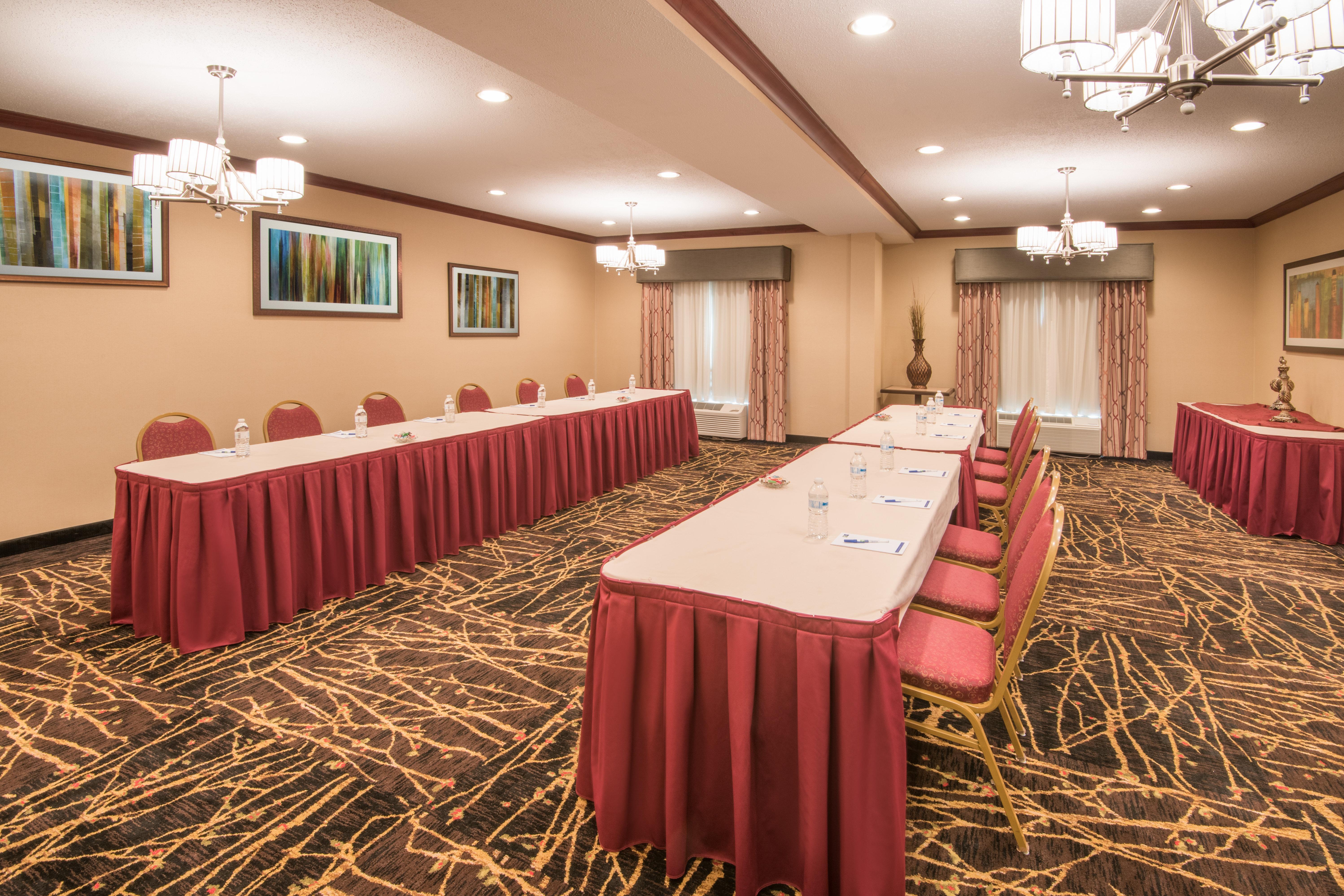 Holiday Inn Express & Suites - Sharon-Hermitage By Ihg West Middlesex Eksteriør bilde