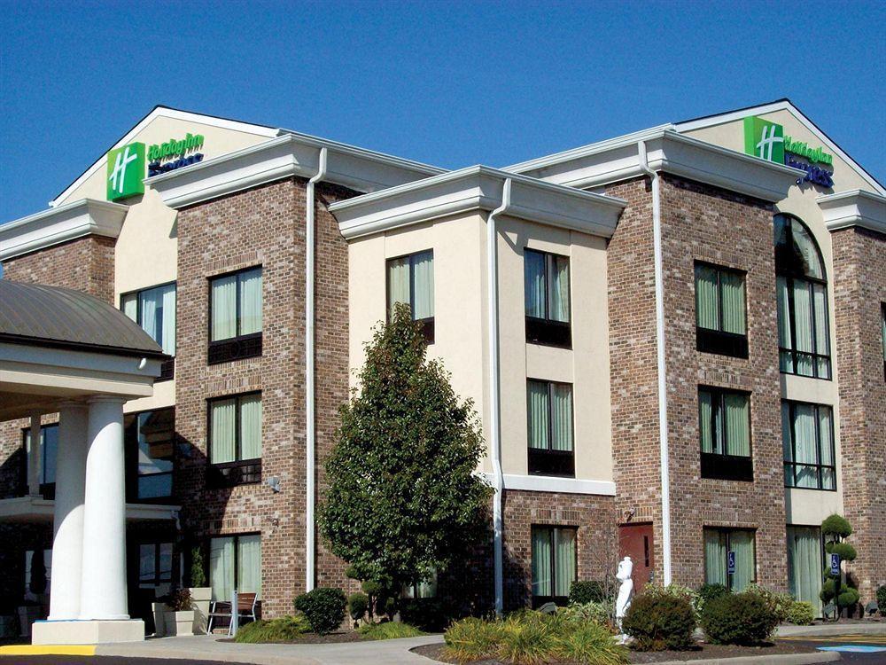 Holiday Inn Express & Suites - Sharon-Hermitage By Ihg West Middlesex Eksteriør bilde